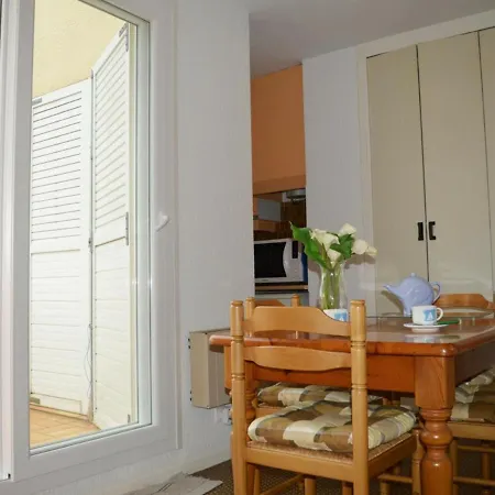 Argeles-sur-mer, 2 Pieces, 4 Personnes - Fr-1-225-240 Argeles-sur-Mer
